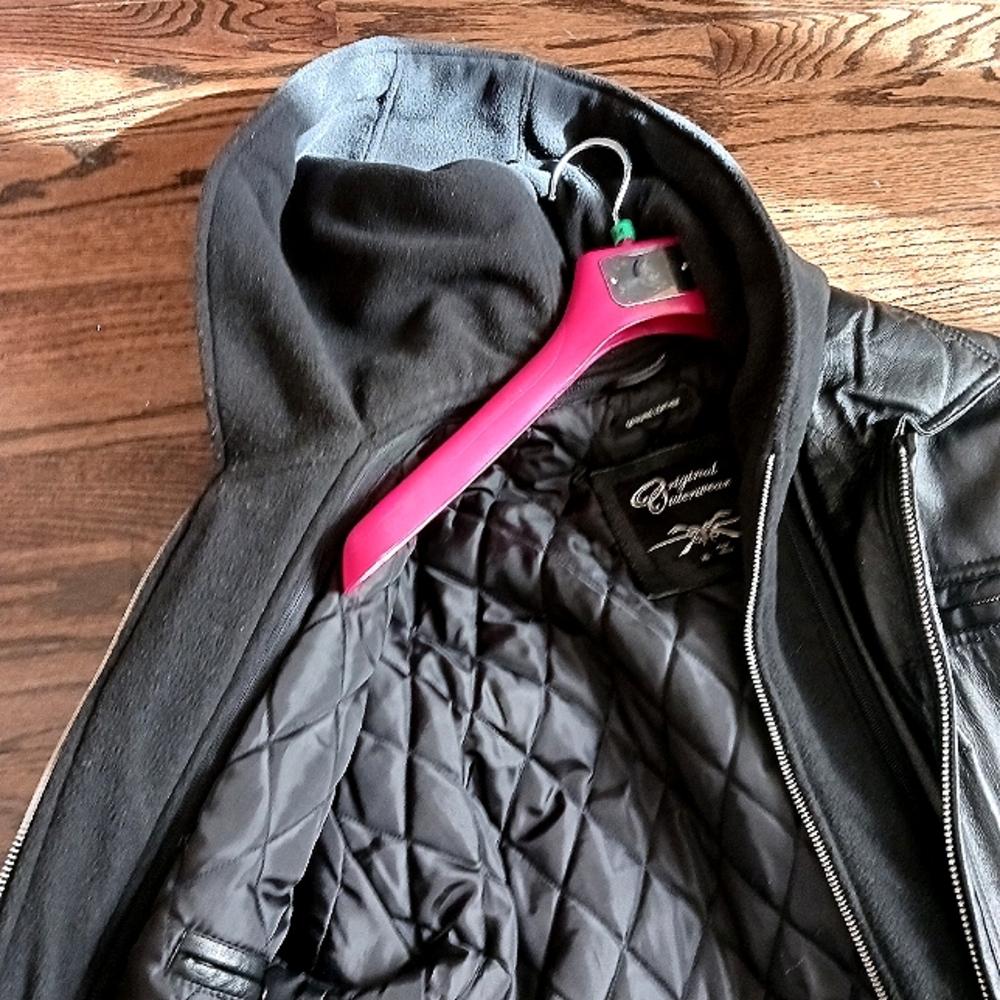 Original Outerware Black Leather Jacket With Atta… - image 3